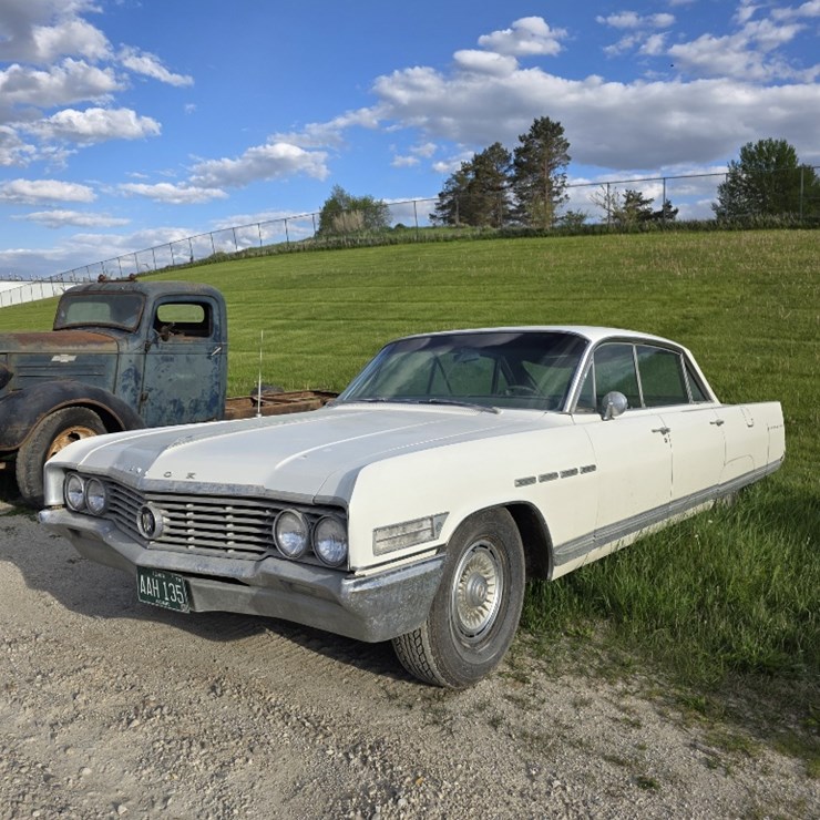 1964 Buick Electra 225 4dr HT