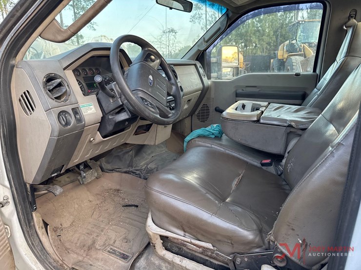 2008-ford-f550-xl-image-27