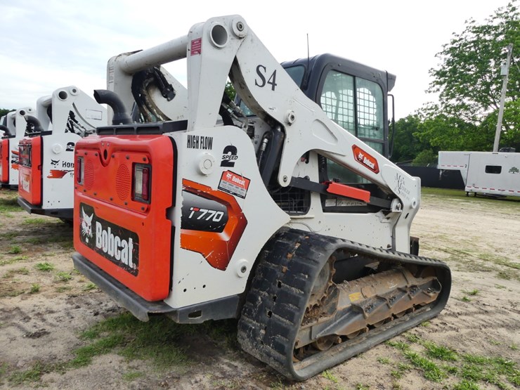 2023-bobcat-t770-image-4