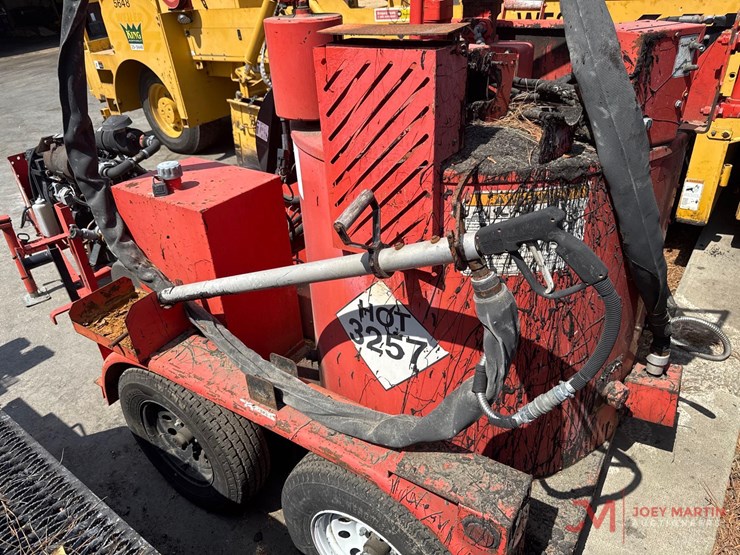 2006-crafco-ss125dc-125-pot-hole-patcher-image-3