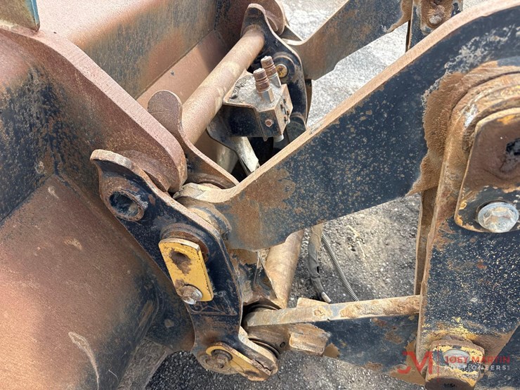 2008-caterpillar-it38g-image-11