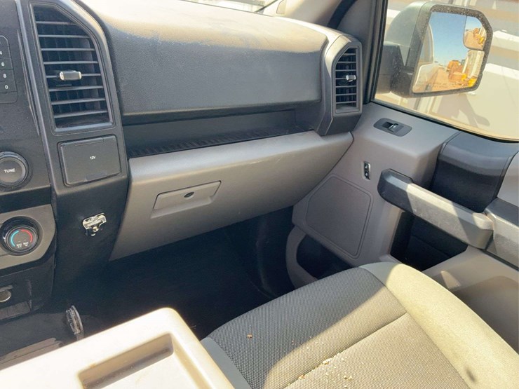 2016-ford-f150-lariat-image-18