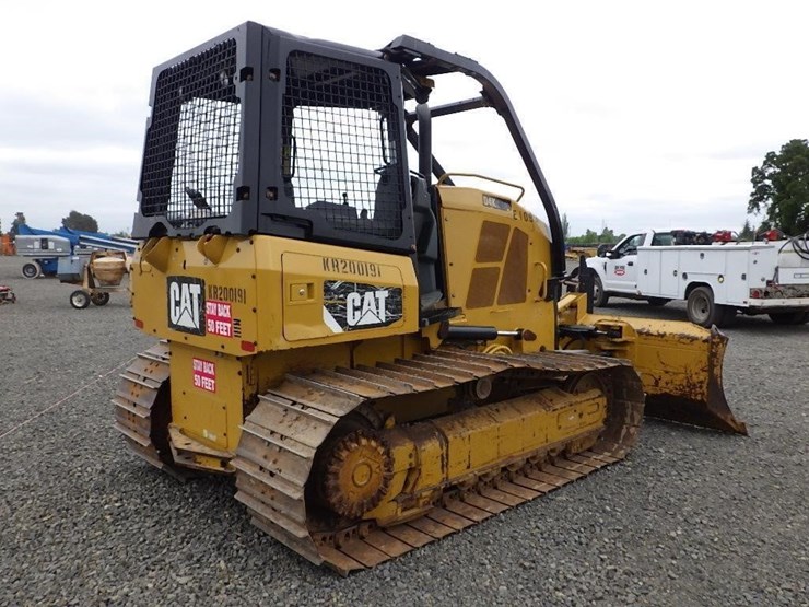2015-caterpillar-d4k2-lgp-image-5
