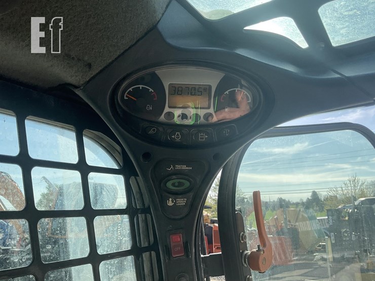 2017-bobcat-s590-image-15