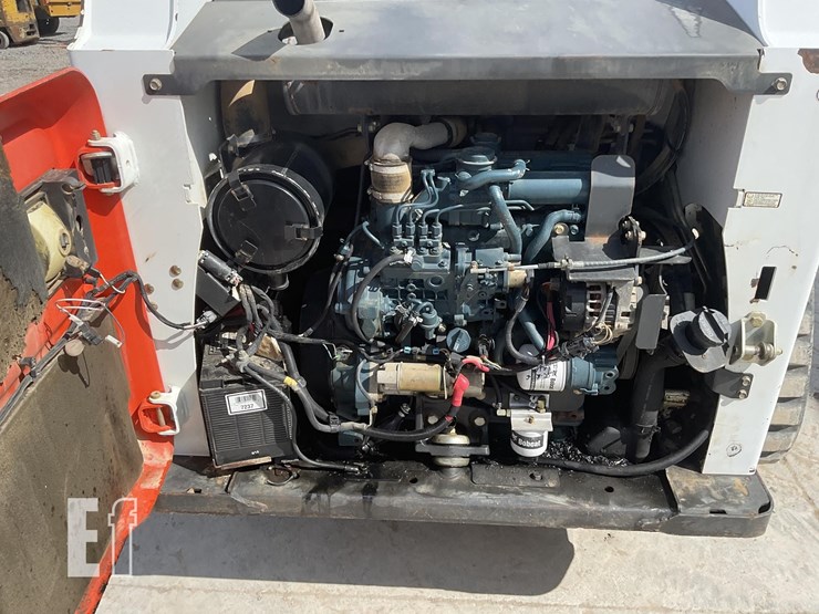 2011-bobcat-t630-image-19