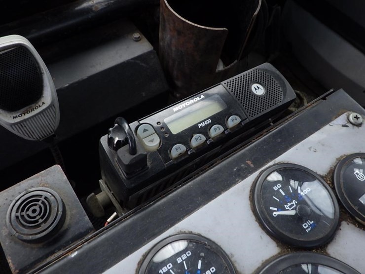 2003-freightliner-fc70-image-51