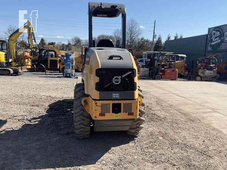 2018-volvo-sd45b-image-3