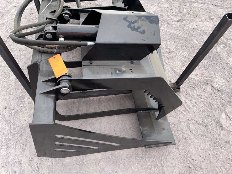 #3117-•-unused-2026-skid-steer-hollow-wood-grabber-image-5