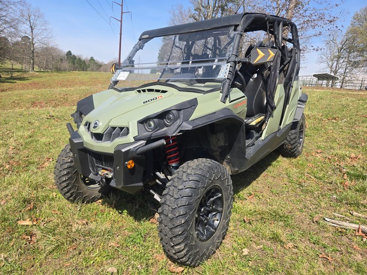 #23790-•-2020-can-am-commander-800r-image-1
