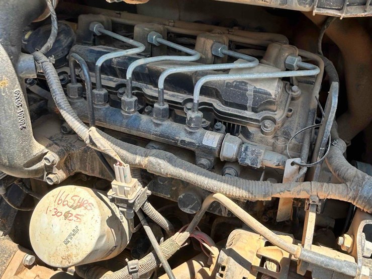 2019-bobcat-t590-image-12