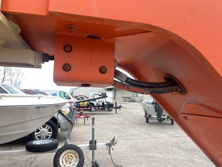 #1482-•-jlg-boom-lift-(of)-image-26