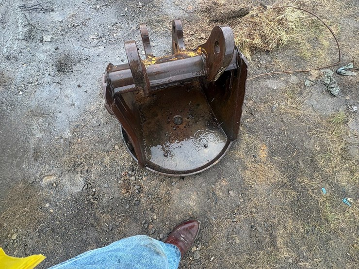 john-deere-24-image-5