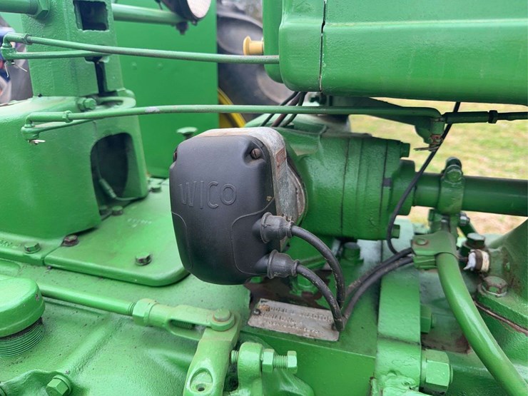 john-deere-b-image-30