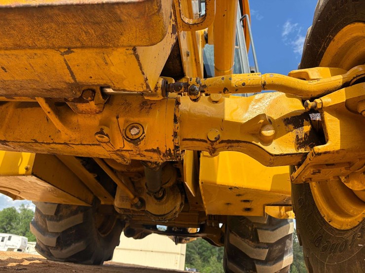deere-310sg-image-11