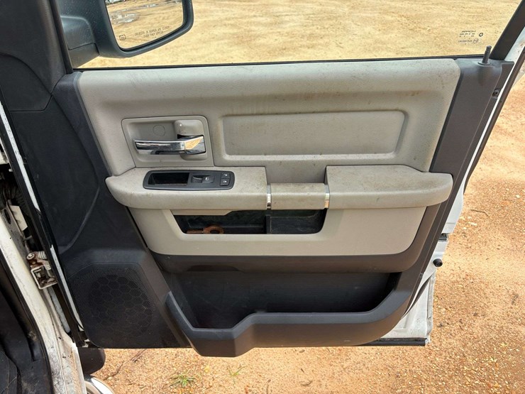 2009-dodge-ram-1500-image-26