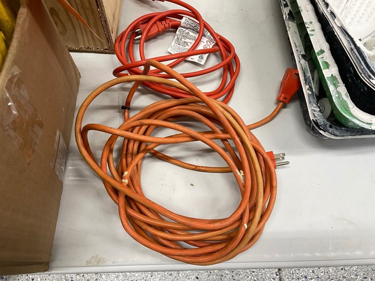 #8587-•-extension-cords-image-9