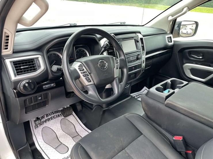 2019-nissan-titan-image-11