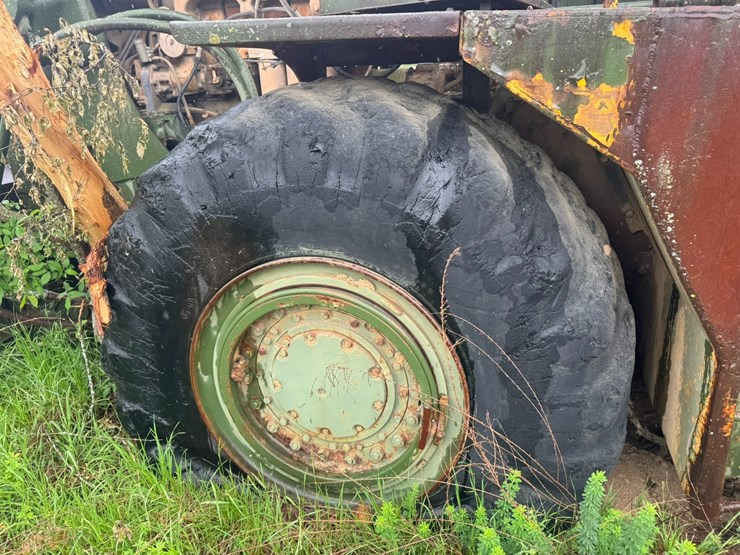 #23990-•-inop-michigan-290-scraper-tractor-dozer-image-21