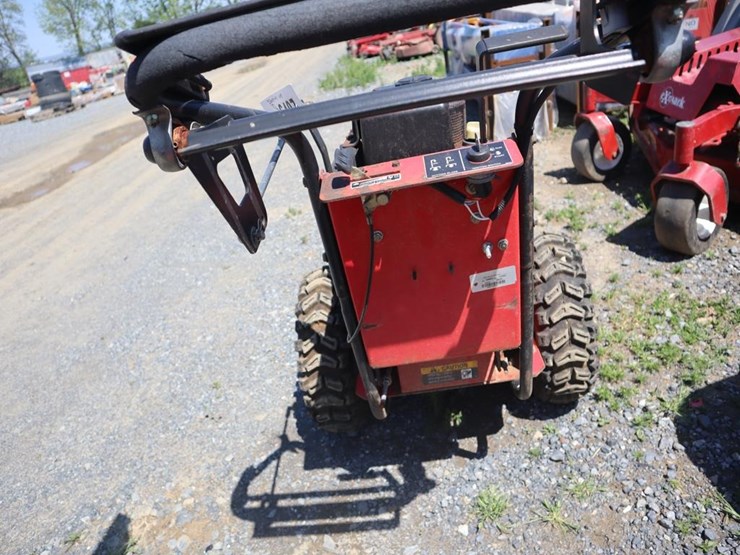 simplicity-rough-cut-walk-behind-mower-image-7