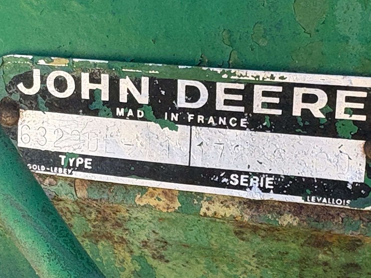 john-deere-3130-image-24