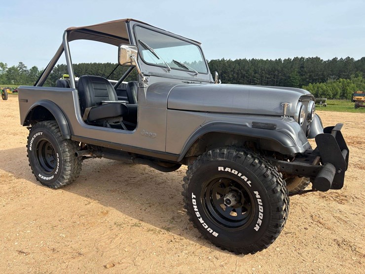 1979-jeep-cj7-2-door-w/-bikini-top-image-5
