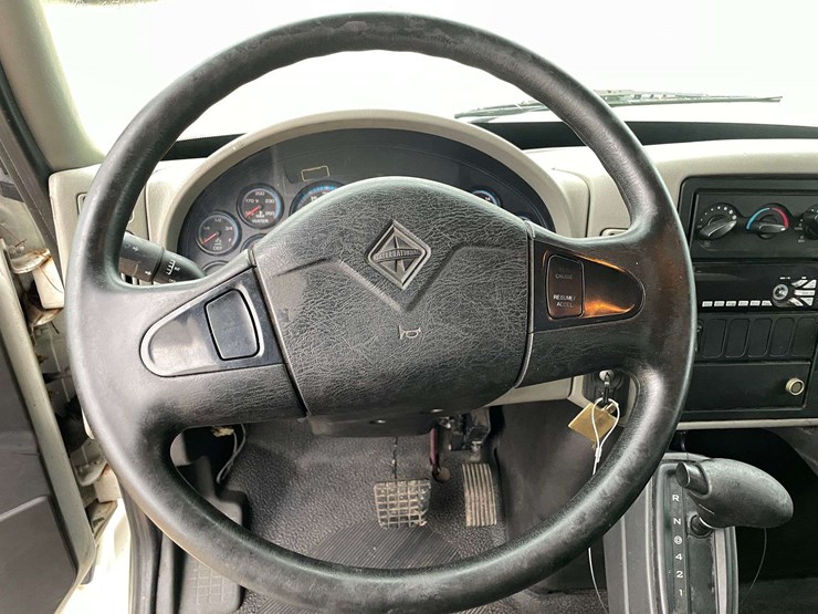 2015-international-durastar-4300-image-12