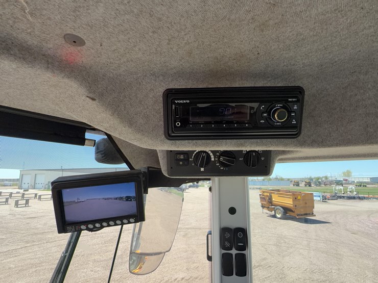 2020-volvo-l60h-image-34