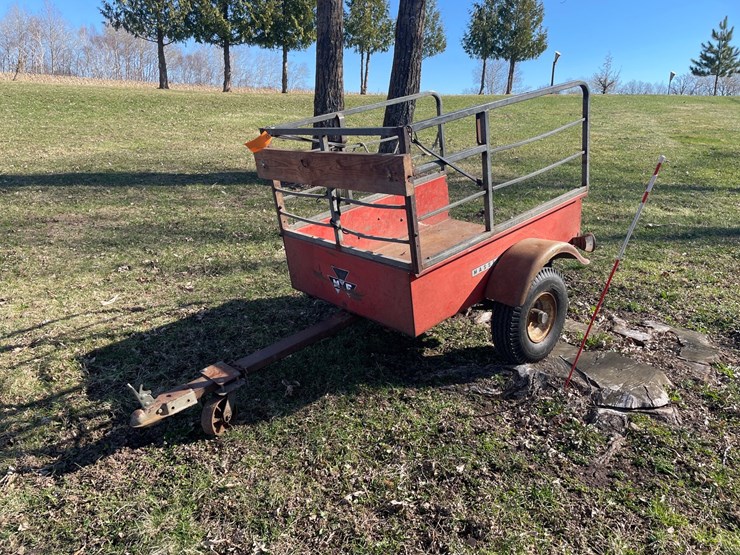 #1809-•-massey-ferguson-metal-lawn-trailer-image-1