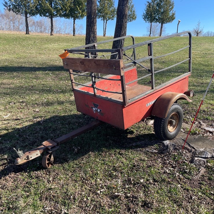 #1809 • Massey Ferguson Metal Lawn Trailer