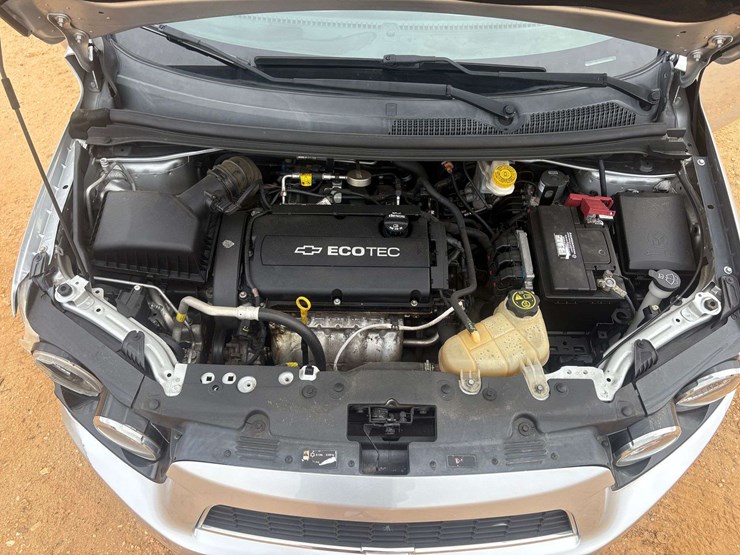 2015-chevrolet-sonic-lt-4-door-suv-(93,212-miles)-image-25