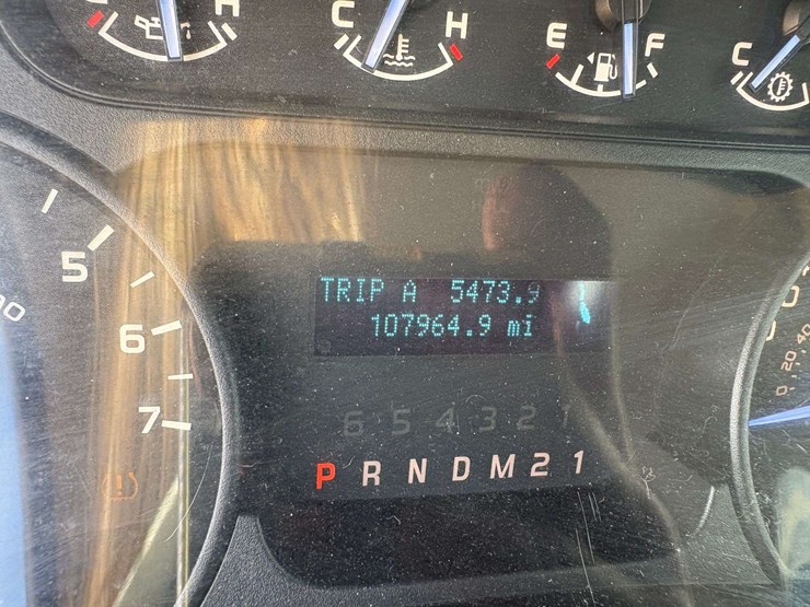 2011-ford-f150-image-23