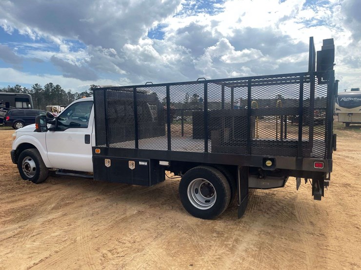 2015-ford-f350-image-2