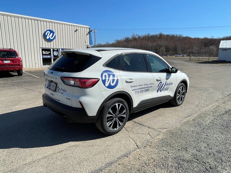 2021-ford-escape-image-5