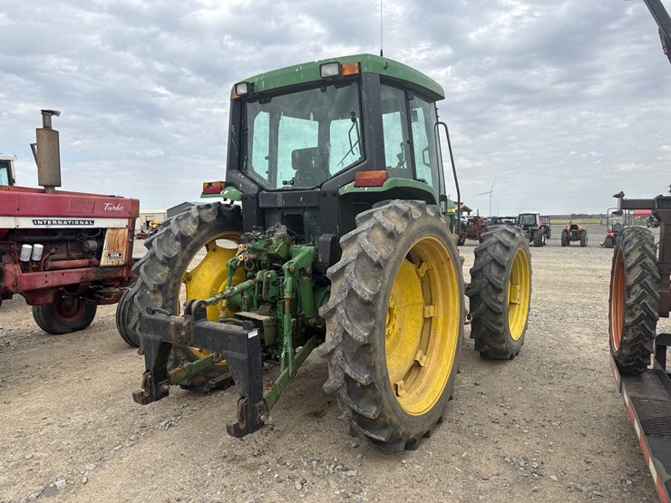 1993-john-deere-6400-image-6