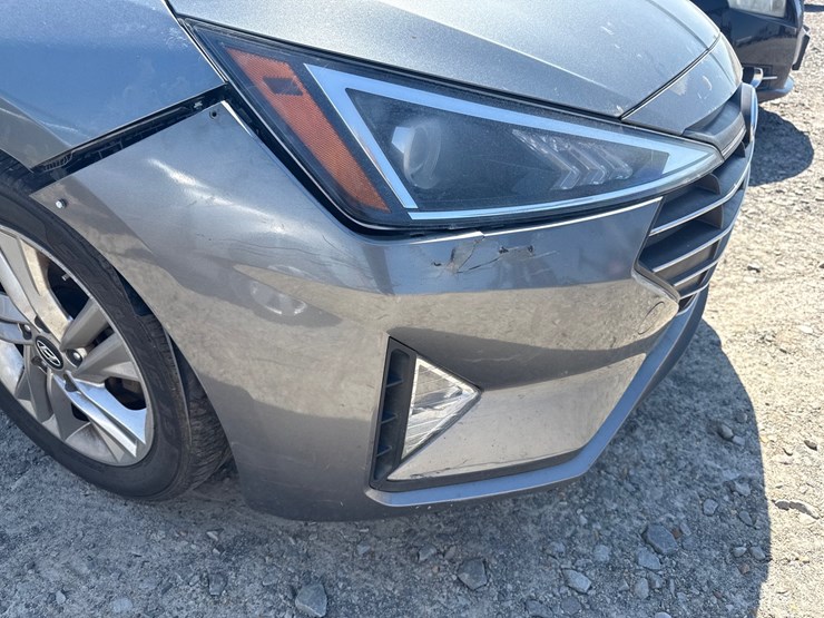 #42717-•-2019-hyundai-elantra-sedan-kmhd84lf4ku743043-inv#-42717-image-11