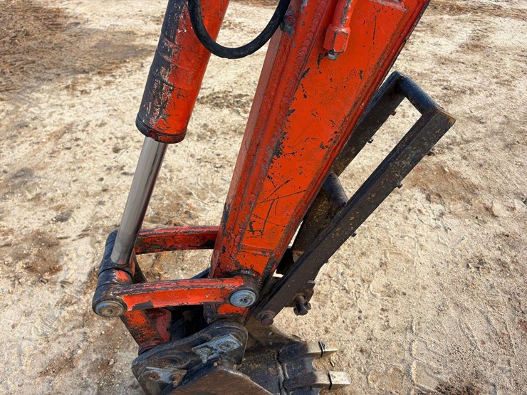 kubota-kx121-2-image-9