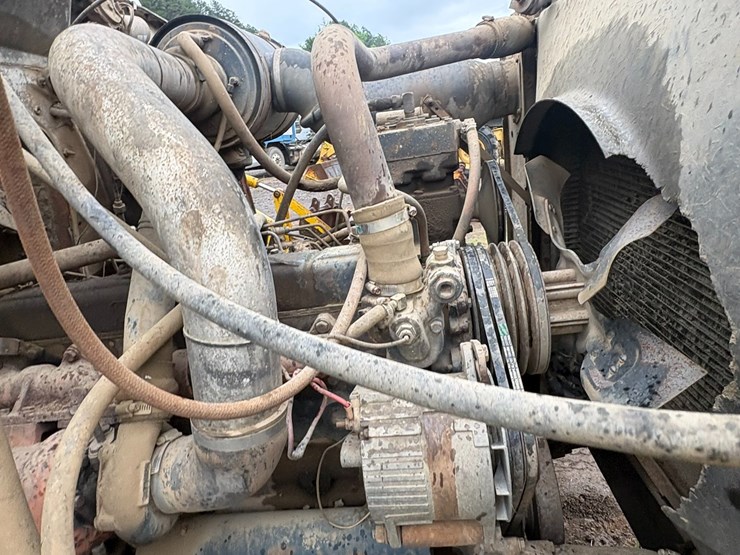 #23987-•-inop-1979-international-f-2554-t/a-single-cab-truck-tractor-cf255jha29827-image-19