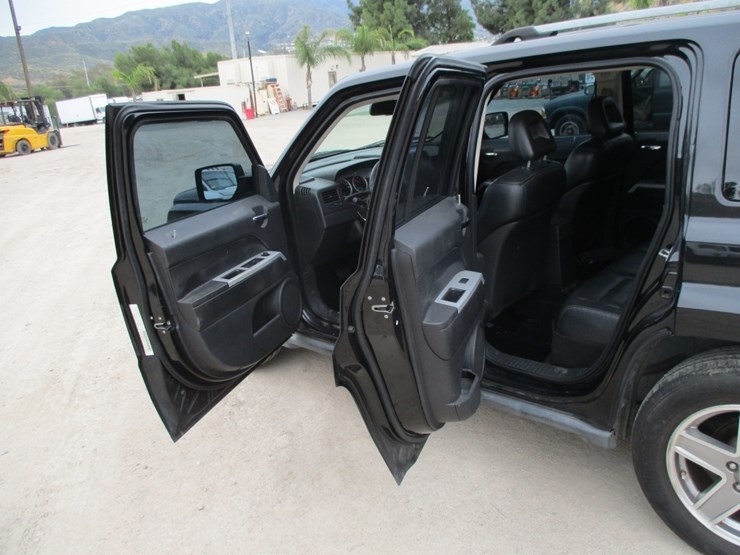2008-jeep-patriot-image-13