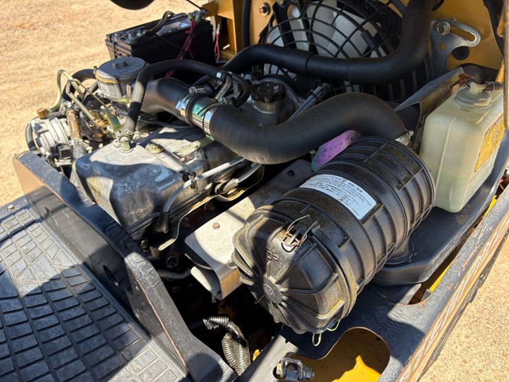 caterpillar-gc15k-image-21
