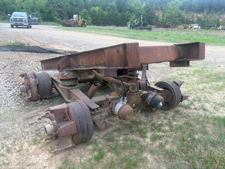#23992-•-t/a-truck-frame-rear-end-image-4