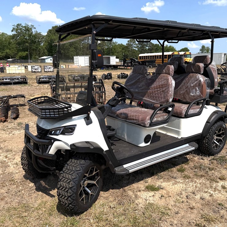 #575 • GOLF CART