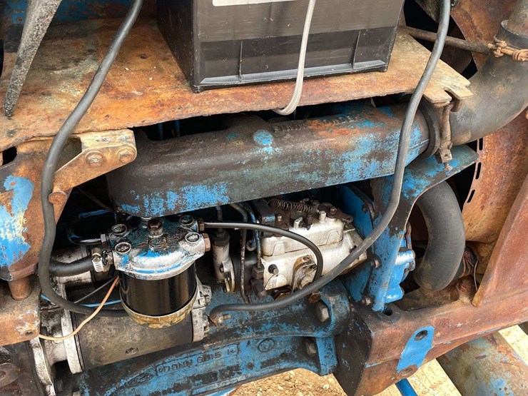 ford-4000-image-7