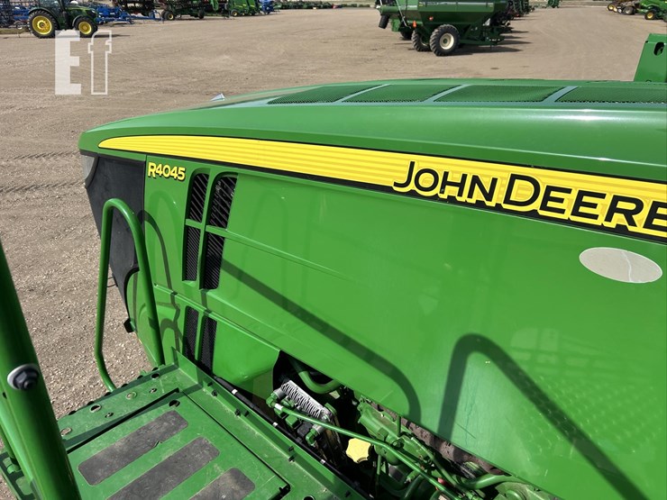 2020-john-deere-r4045-image-55