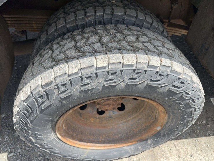 2002-ford-e450-image-11