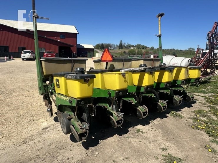 1996-john-deere-1750-image-2