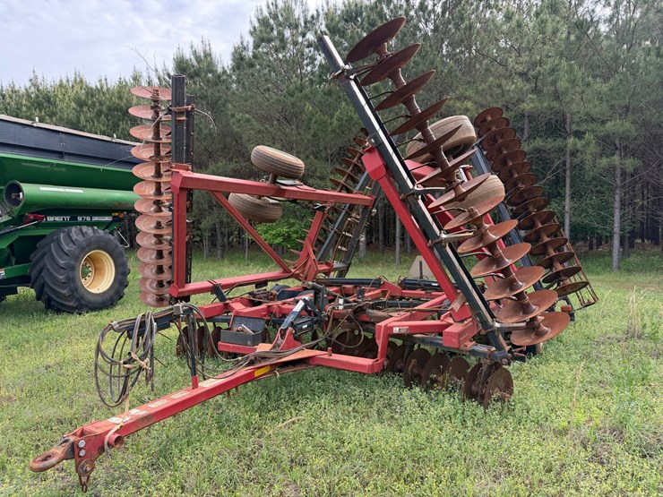 case-ih-340-image-1