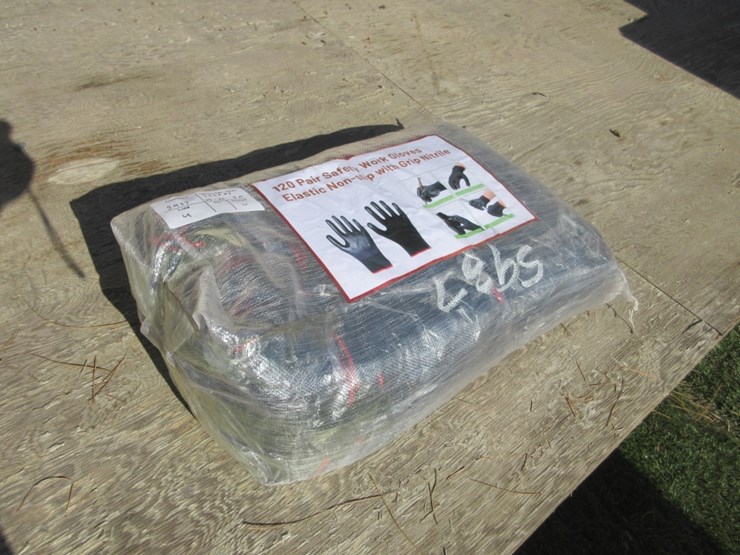 new-unused-safety-work-gloves,-image-1