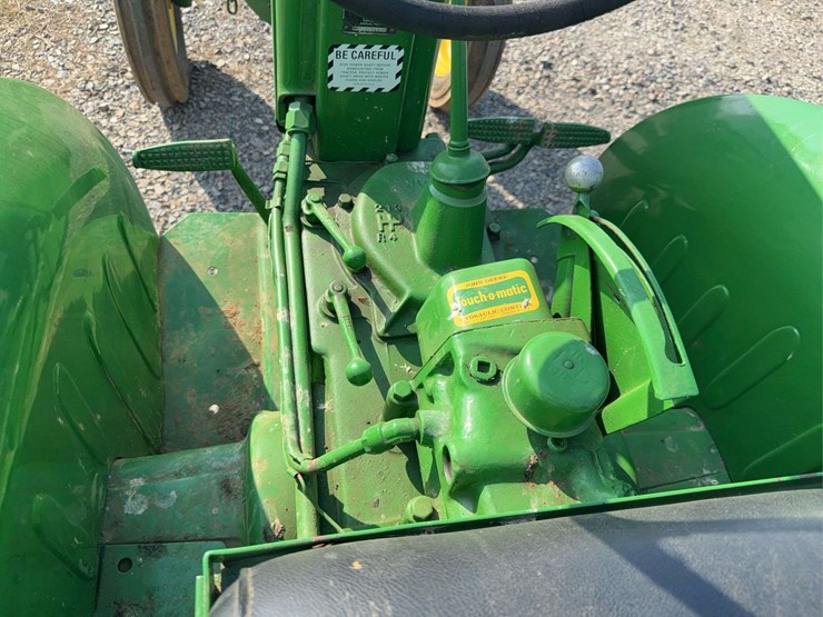 john-deere-m-image-39