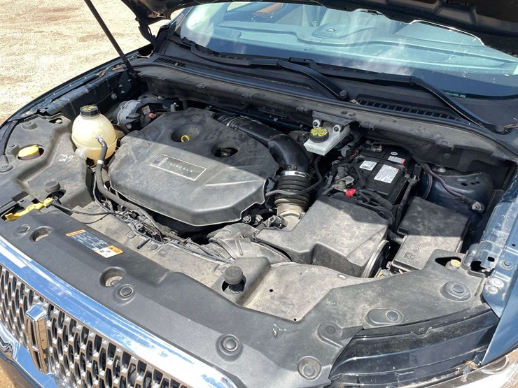 2019-lincoln-mkc-4-door-mpv-(105,085-miles)-image-7