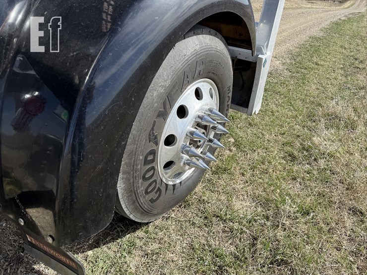 2001-kenworth-w900-image-33